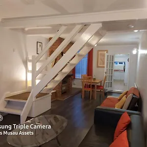  Villa Garden City House - Huku Kwetu United Kingdom