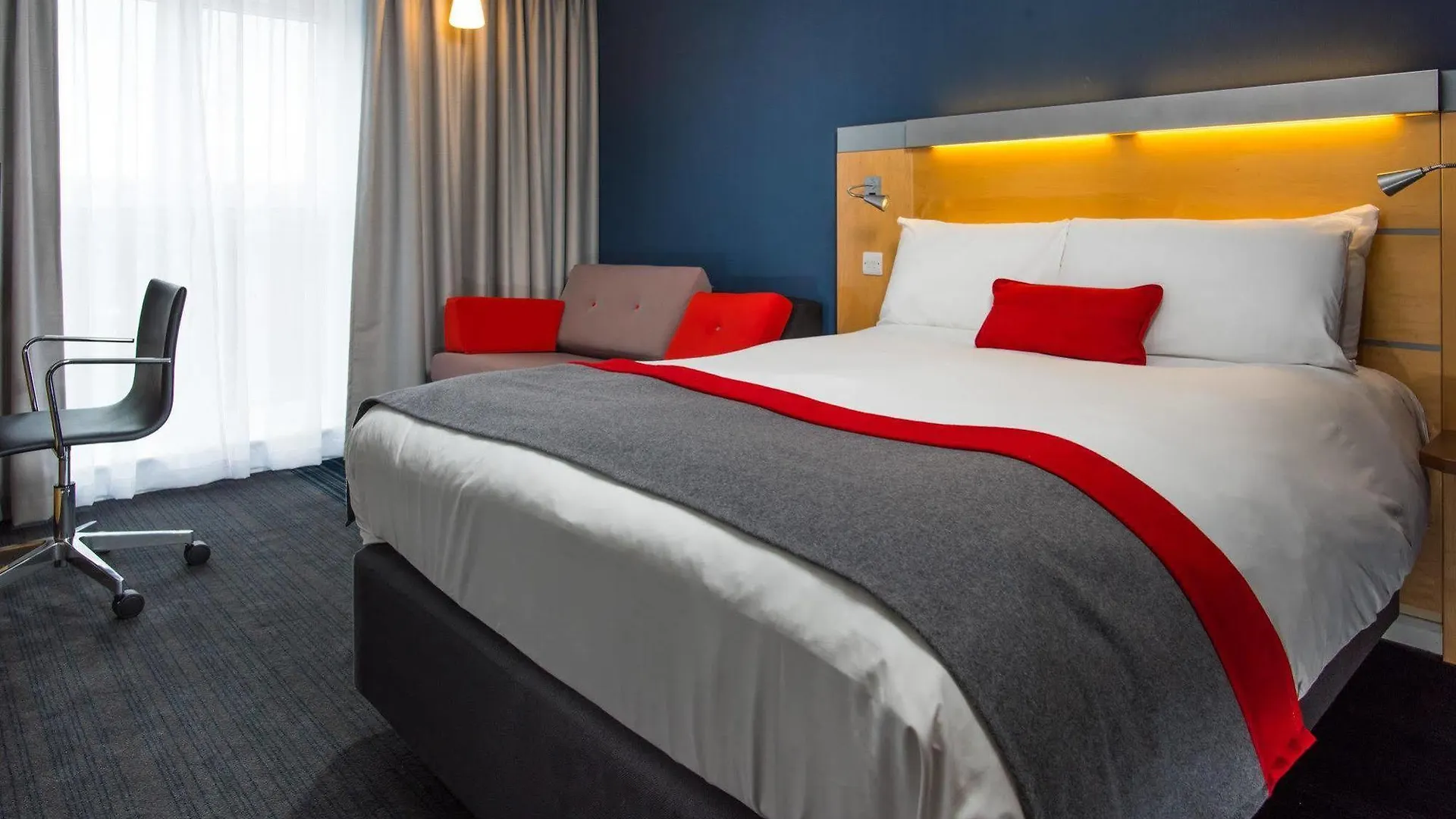 *** Hotel Holiday Inn Express Newcastle Gateshead By Ihg Swalwell United Kingdom